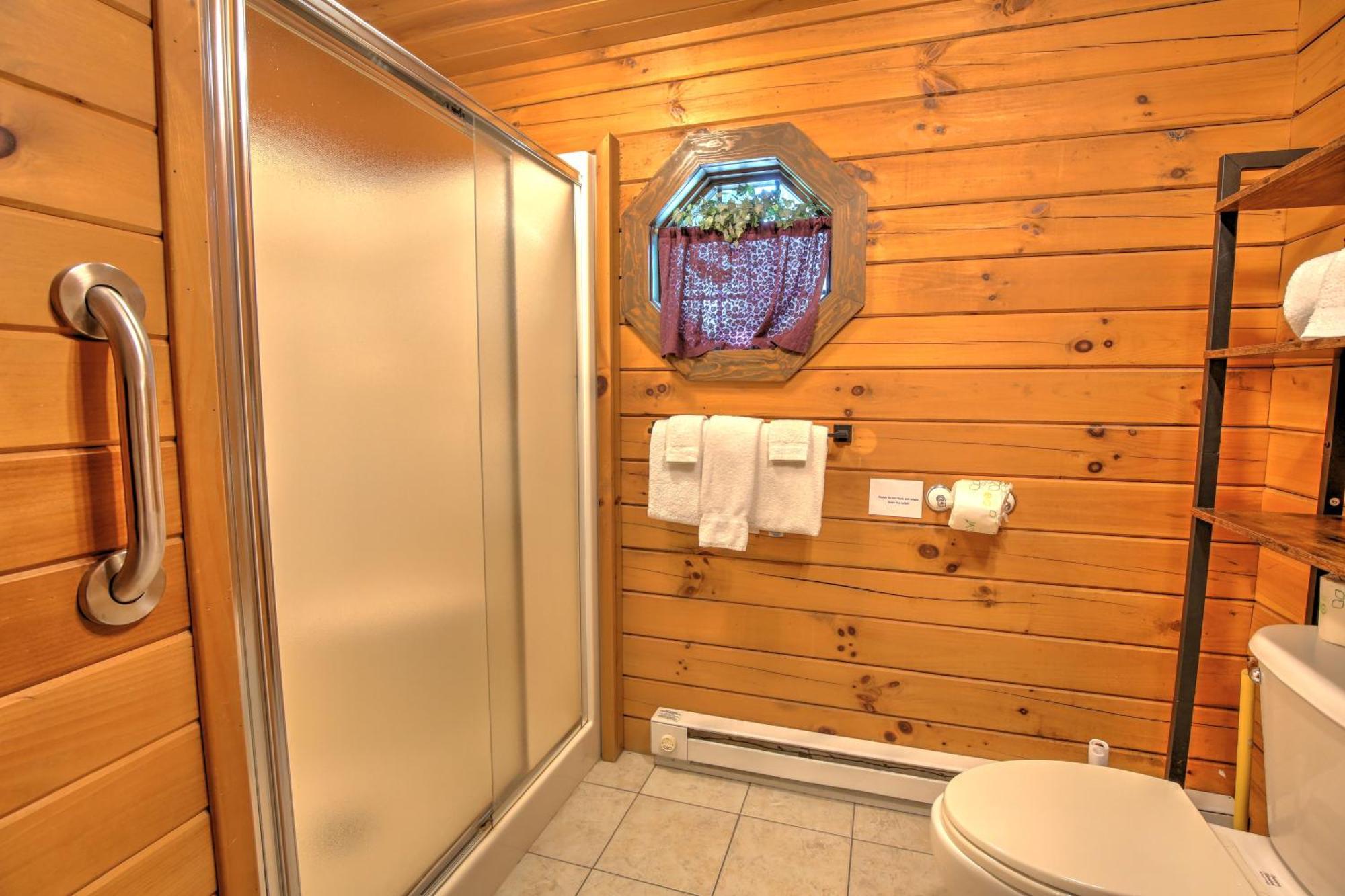 Wild Rose Cabin By Amish Country Lodging Millersburg Eksteriør bilde